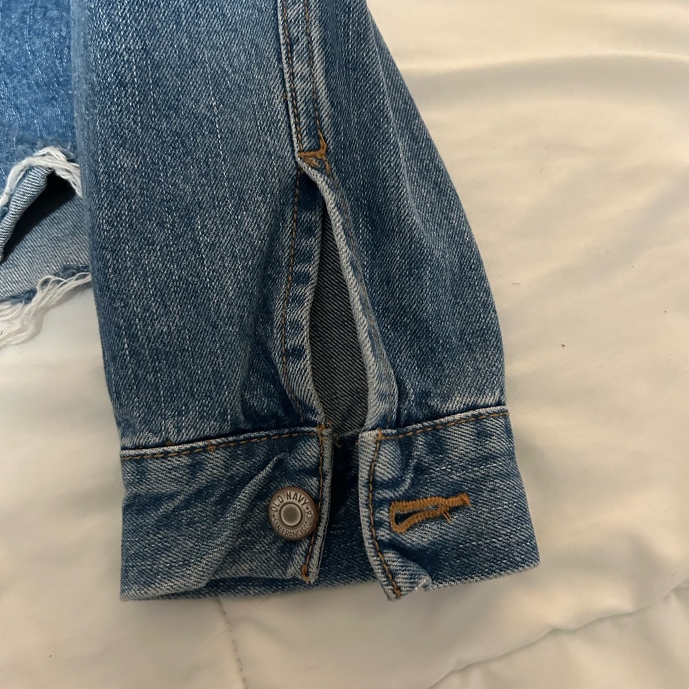 Cropped denim jacket π§₯π§₯π§₯ππππππ - Picture 5 of 8